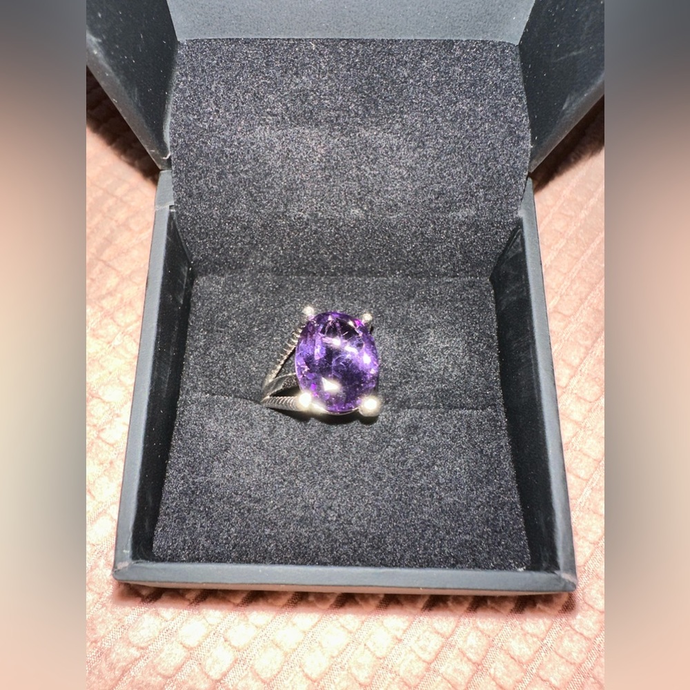Kay Jewelers ring - Picture 4 of 6